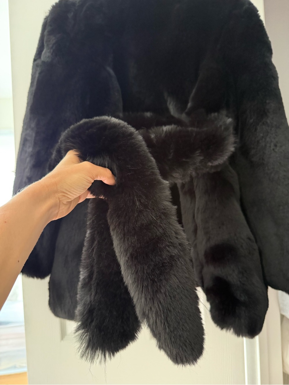 ALO Yoga Faux Fur Starstruck Oversized Belted Coat Black - Picture 6 of 10